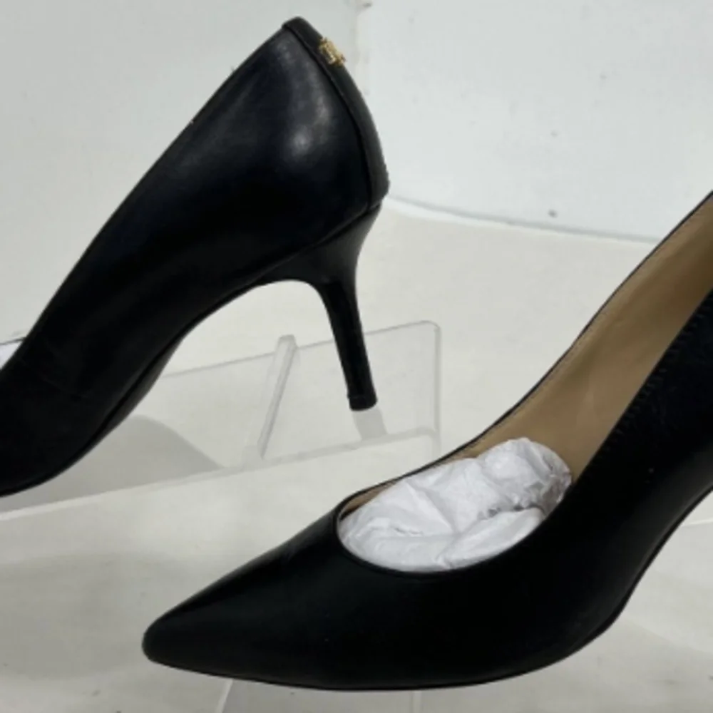 Ralph Lauren Black Leather Heels - Picture 3 of 4
